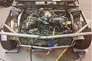 BMW 2002 με Subaru WRX μηχανικά μέρη